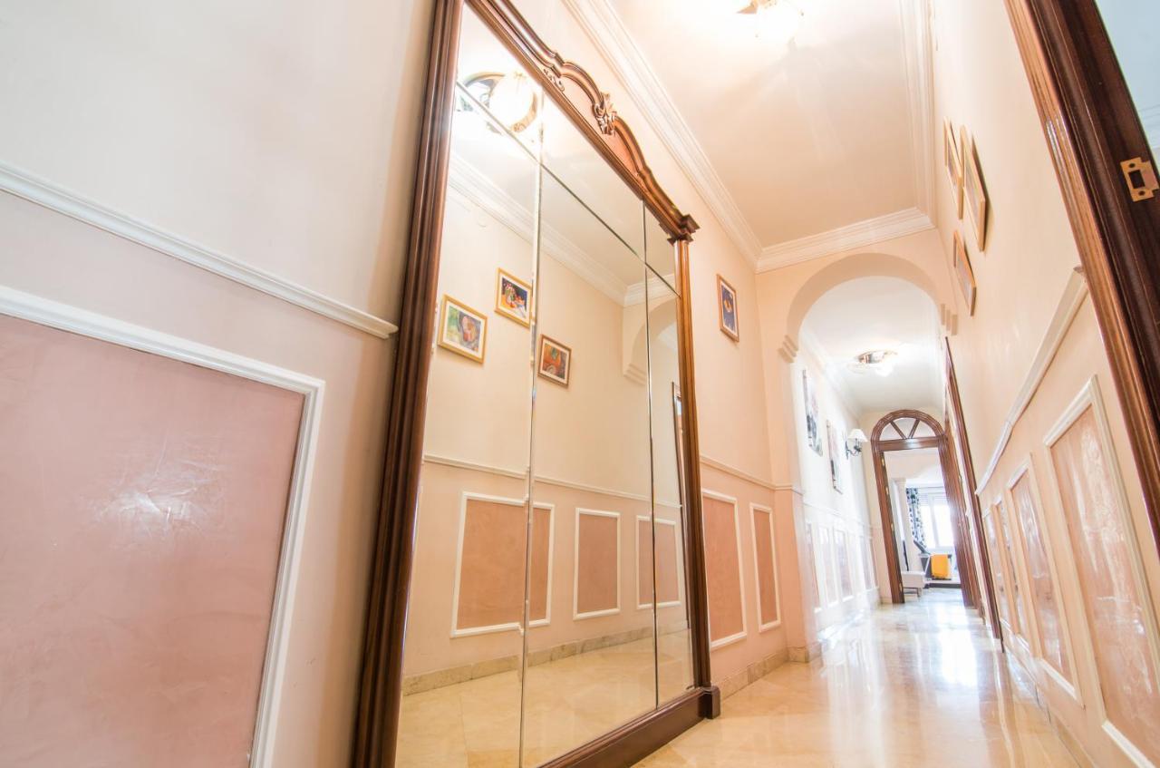 Lope De Vega Apartment กรานาดา ภายนอก รูปภาพ