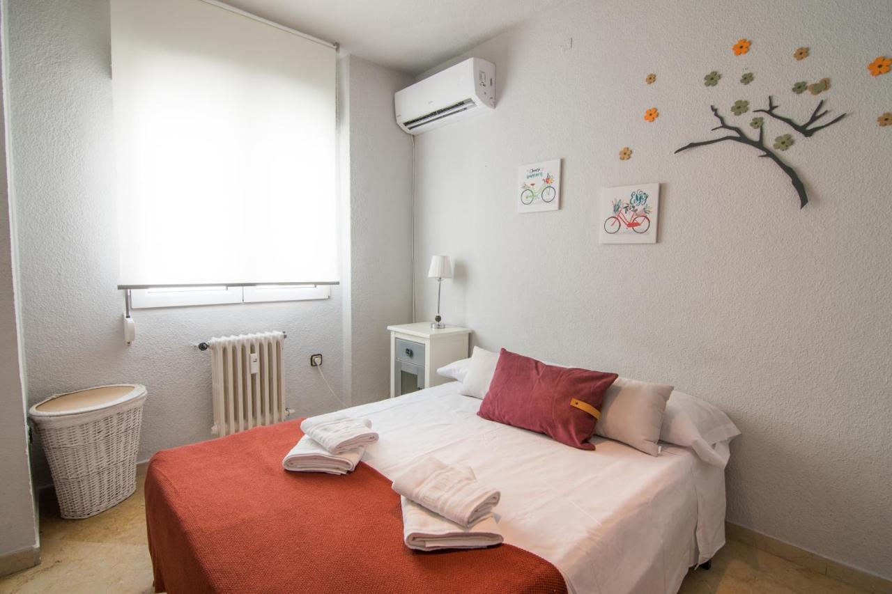 Lope De Vega Apartment กรานาดา ภายนอก รูปภาพ