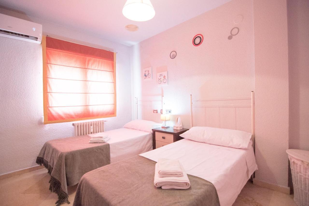 Lope De Vega Apartment กรานาดา ภายนอก รูปภาพ
